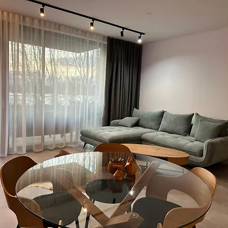 Pinia Apartment